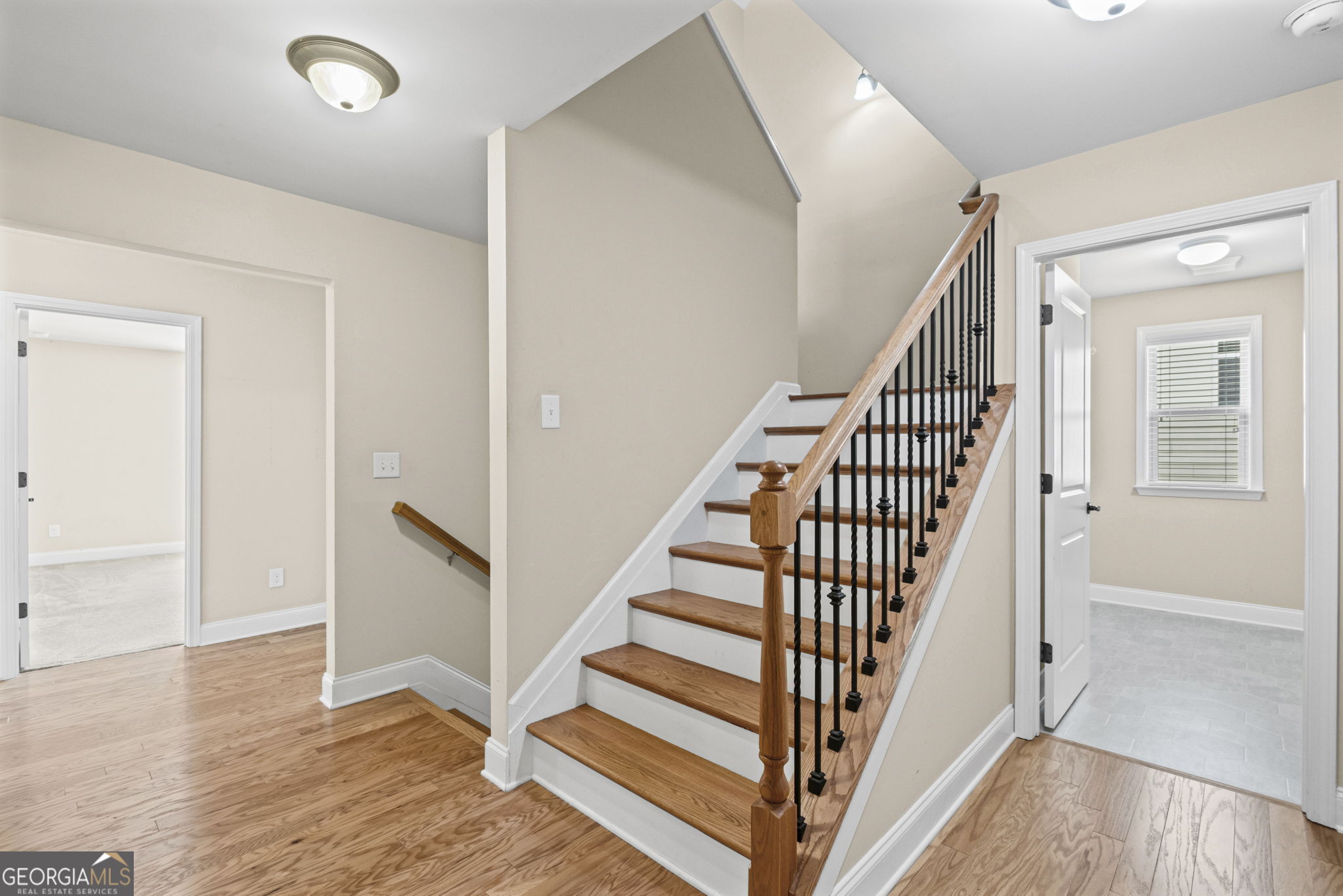 1040 Krobot Way Property Photo 35