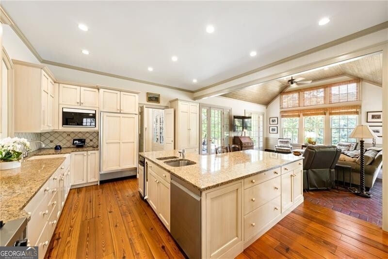 10180 Capps Ferry Road Property Photo 16