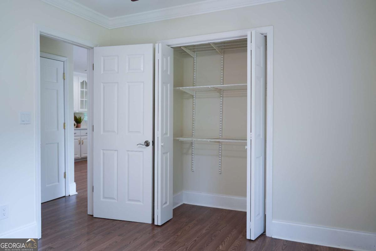 1572 Darwen Lane Property Photo 30