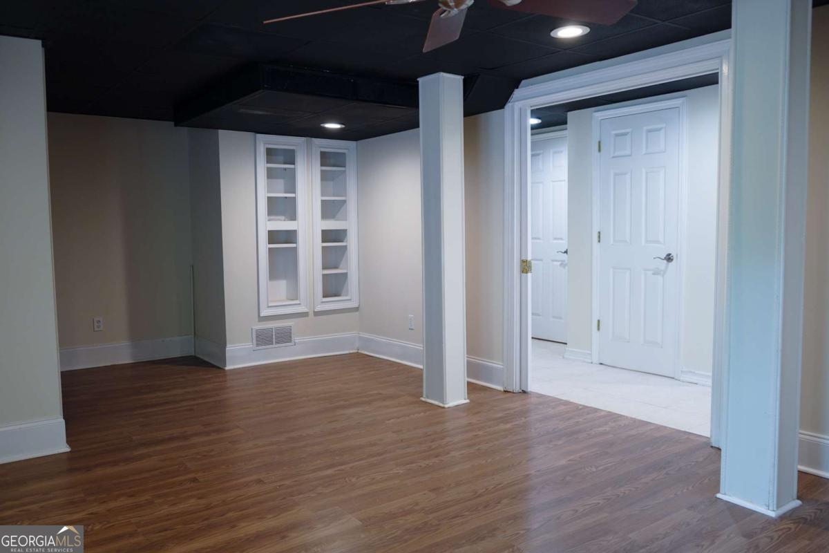 1572 Darwen Lane Property Photo 33