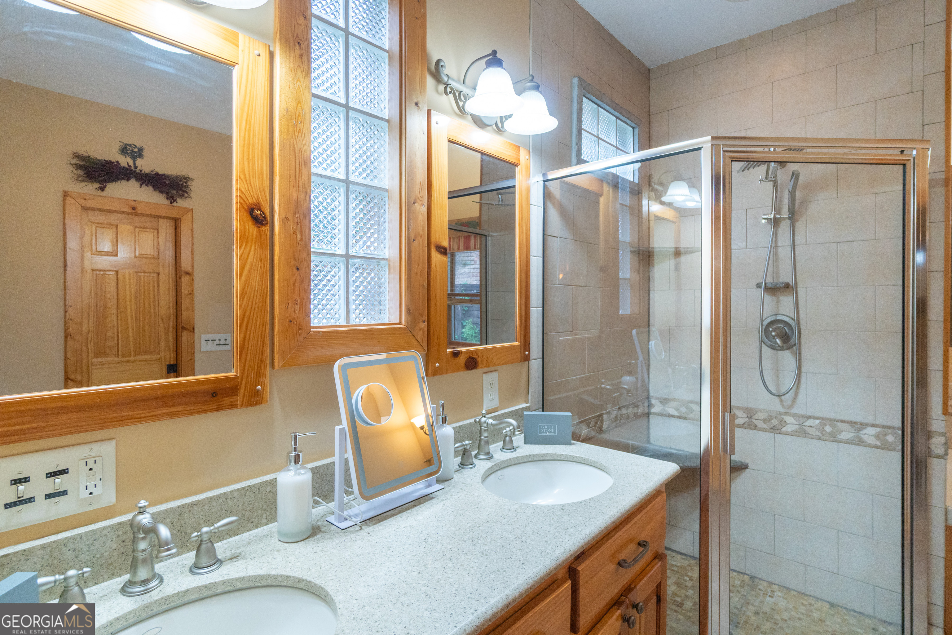 236 Rosen Strasse Property Photo 43
