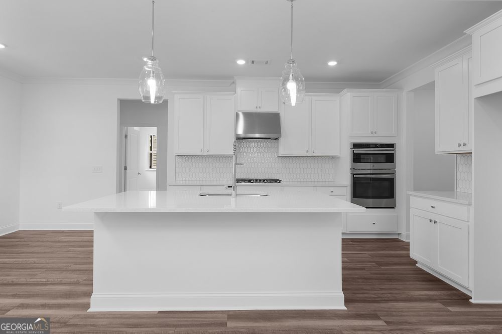 3180 Danlow Court Property Photo 2