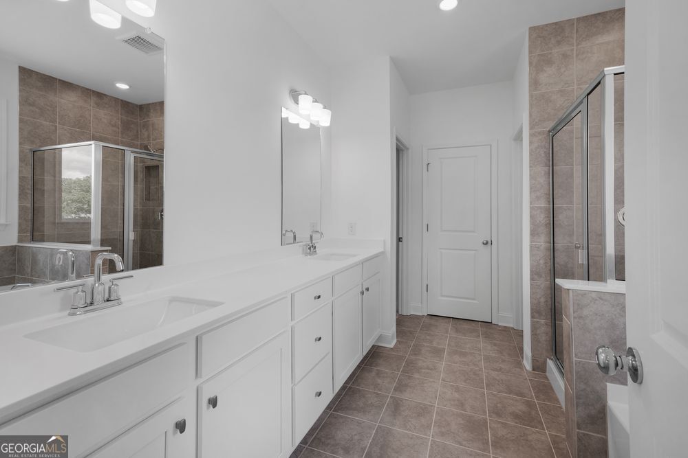 3180 Danlow Court Property Photo 14