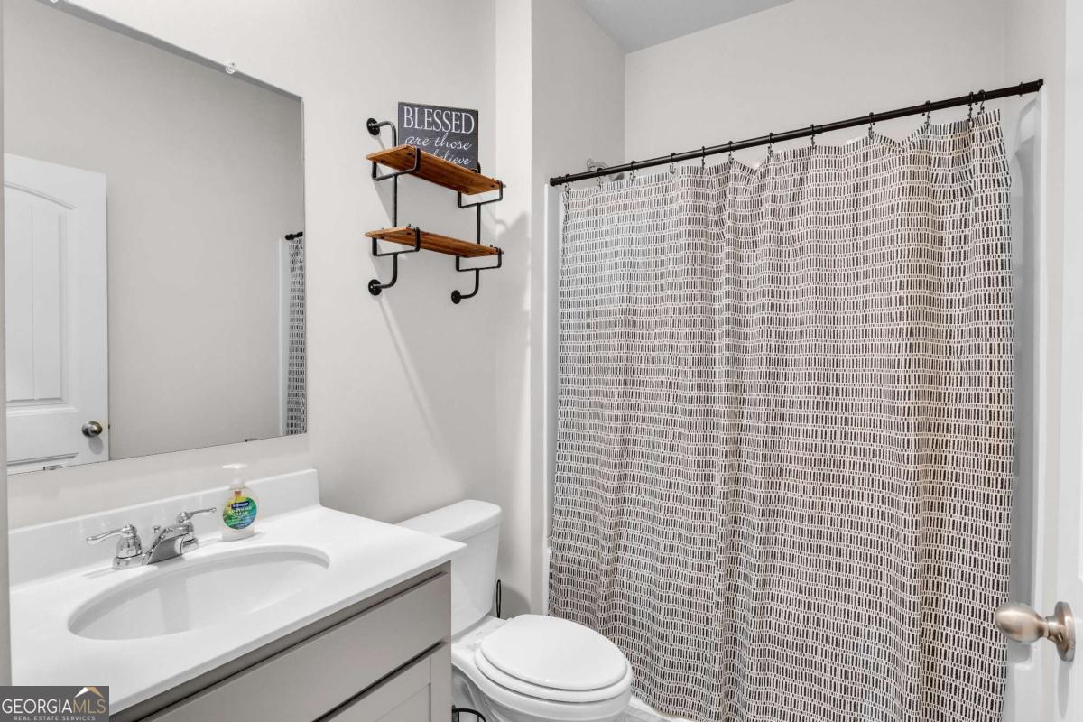 90 Thompson Drive Property Photo 23