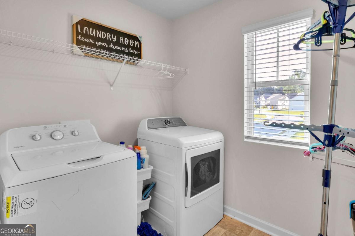 90 Thompson Drive Property Photo 24