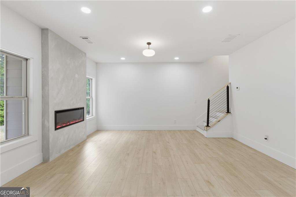971 Overlook Path Way Property Photo 15
