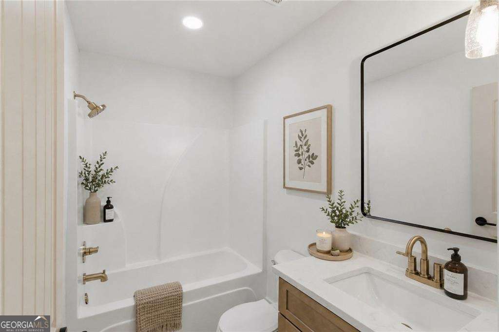 971 Overlook Path Way Property Photo 64