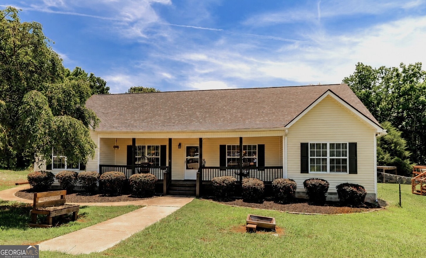 1627 Dewy Rose Road Nw Property Photo 1