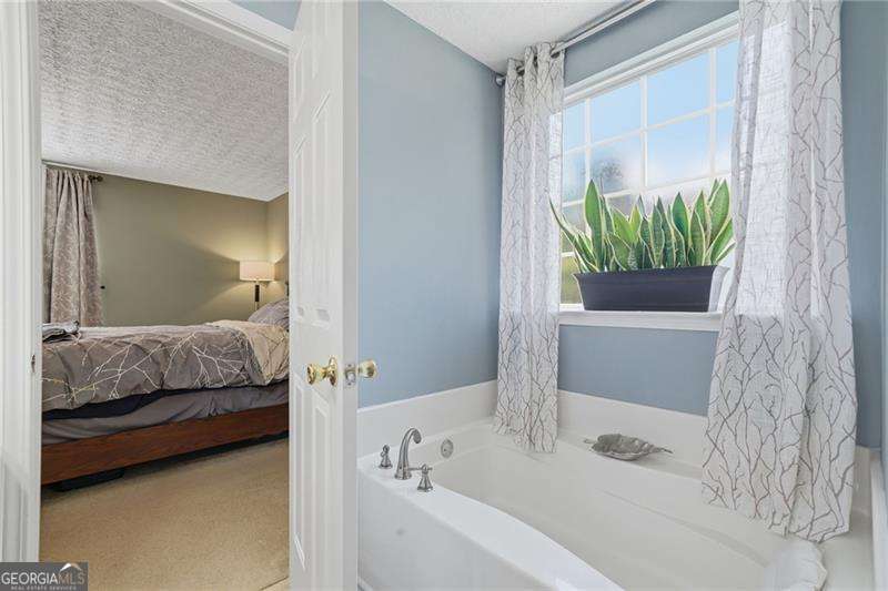308 Westminster Drive Property Photo 24