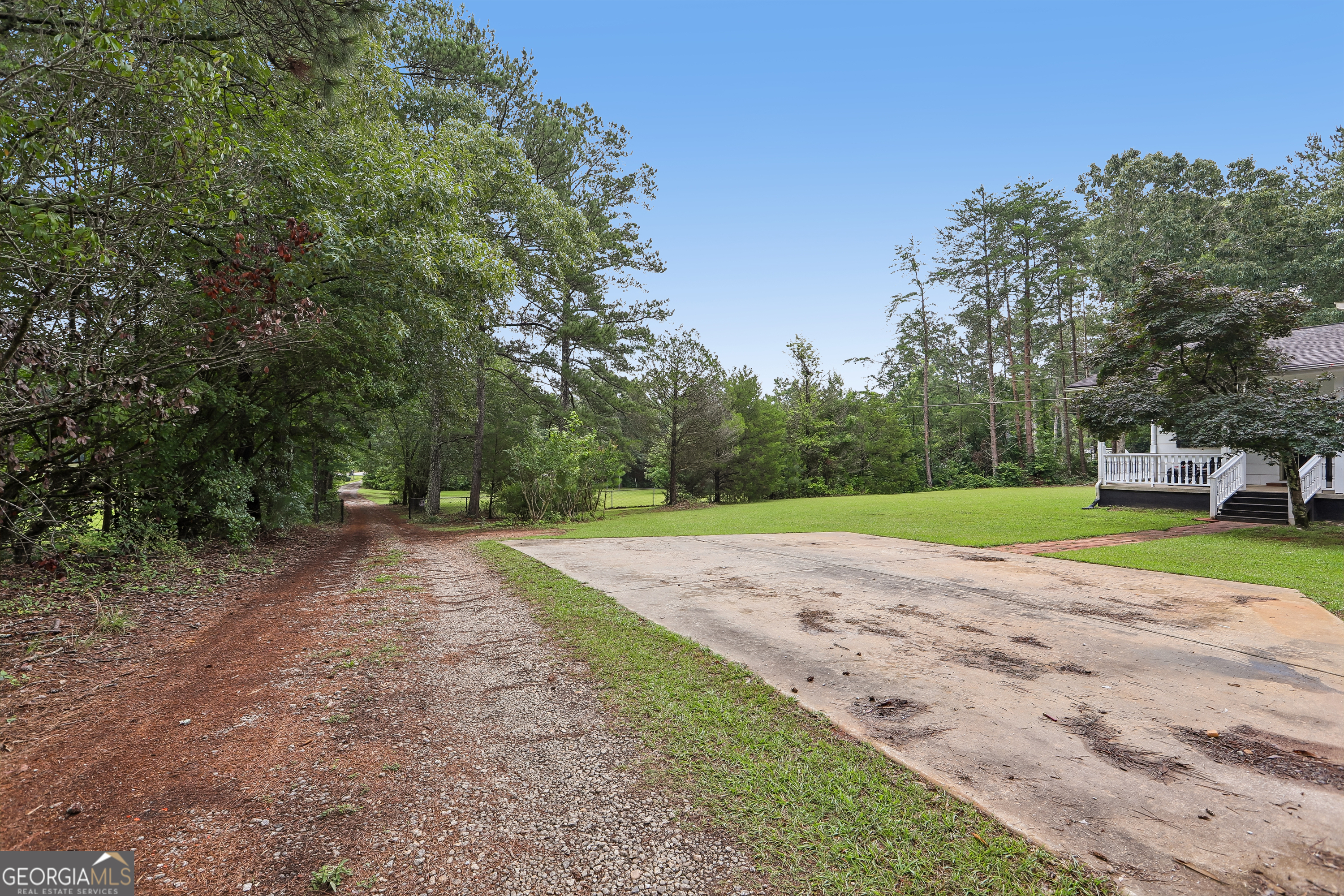 5115 Highway 20 Property Photo 4