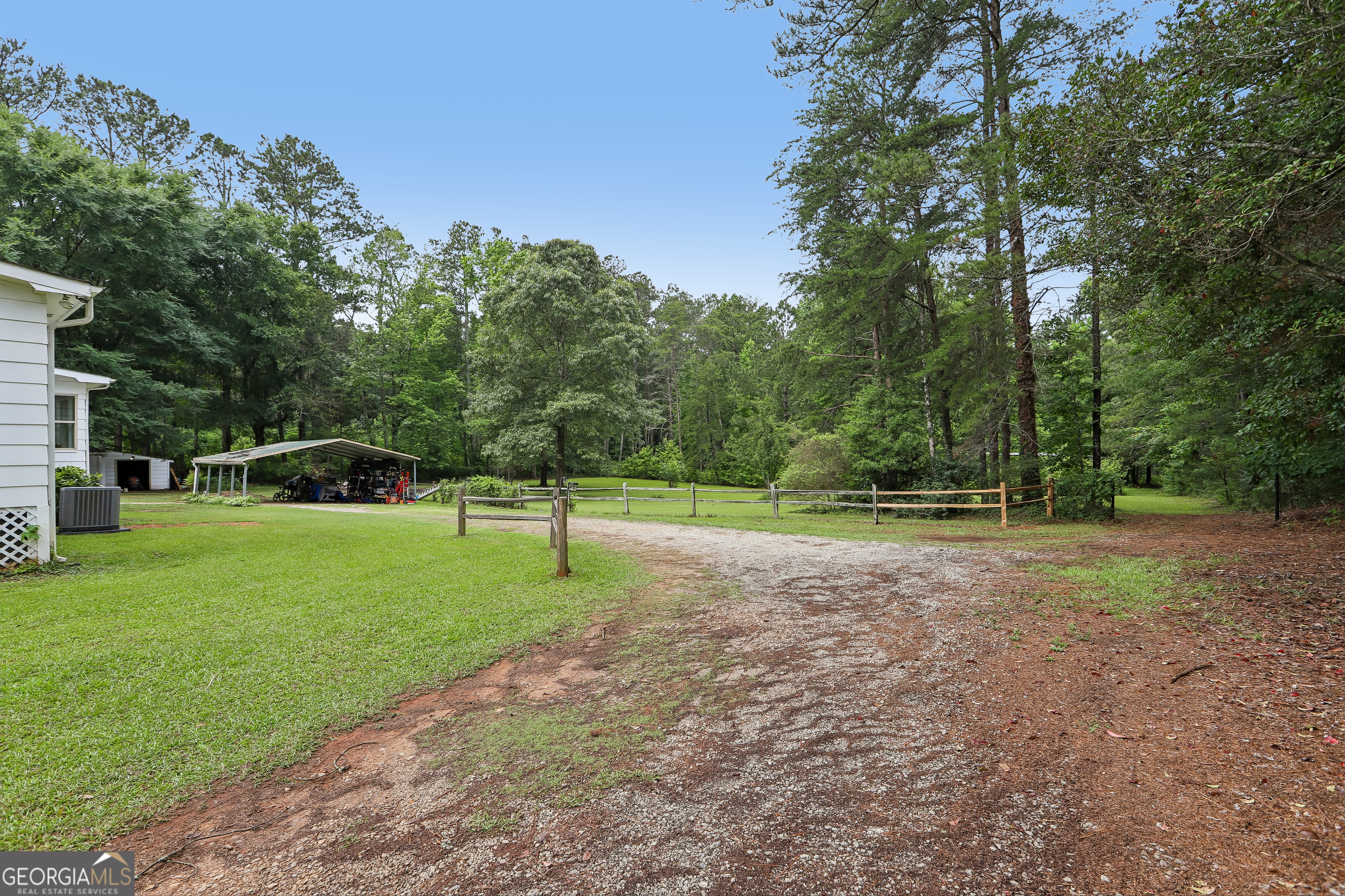 5115 Highway 20 Property Photo 5