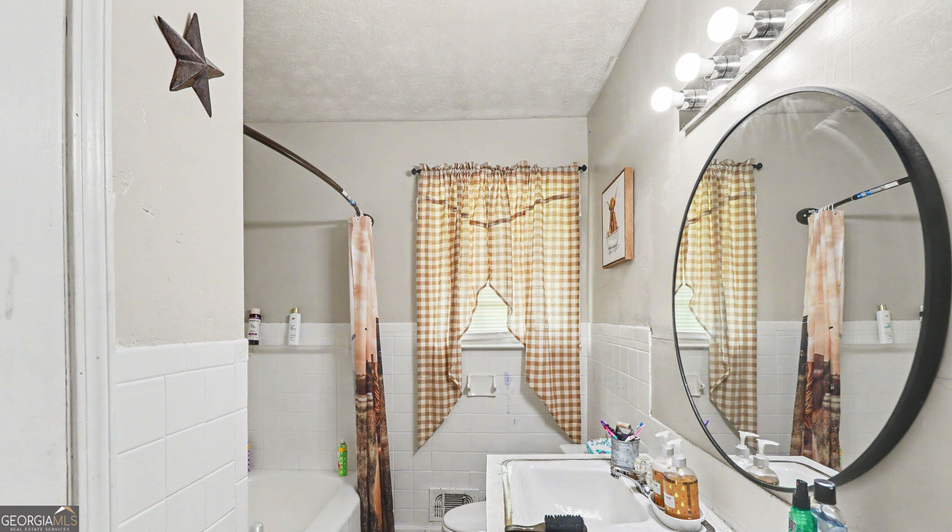202 Cherry Hill Drive Property Photo 12