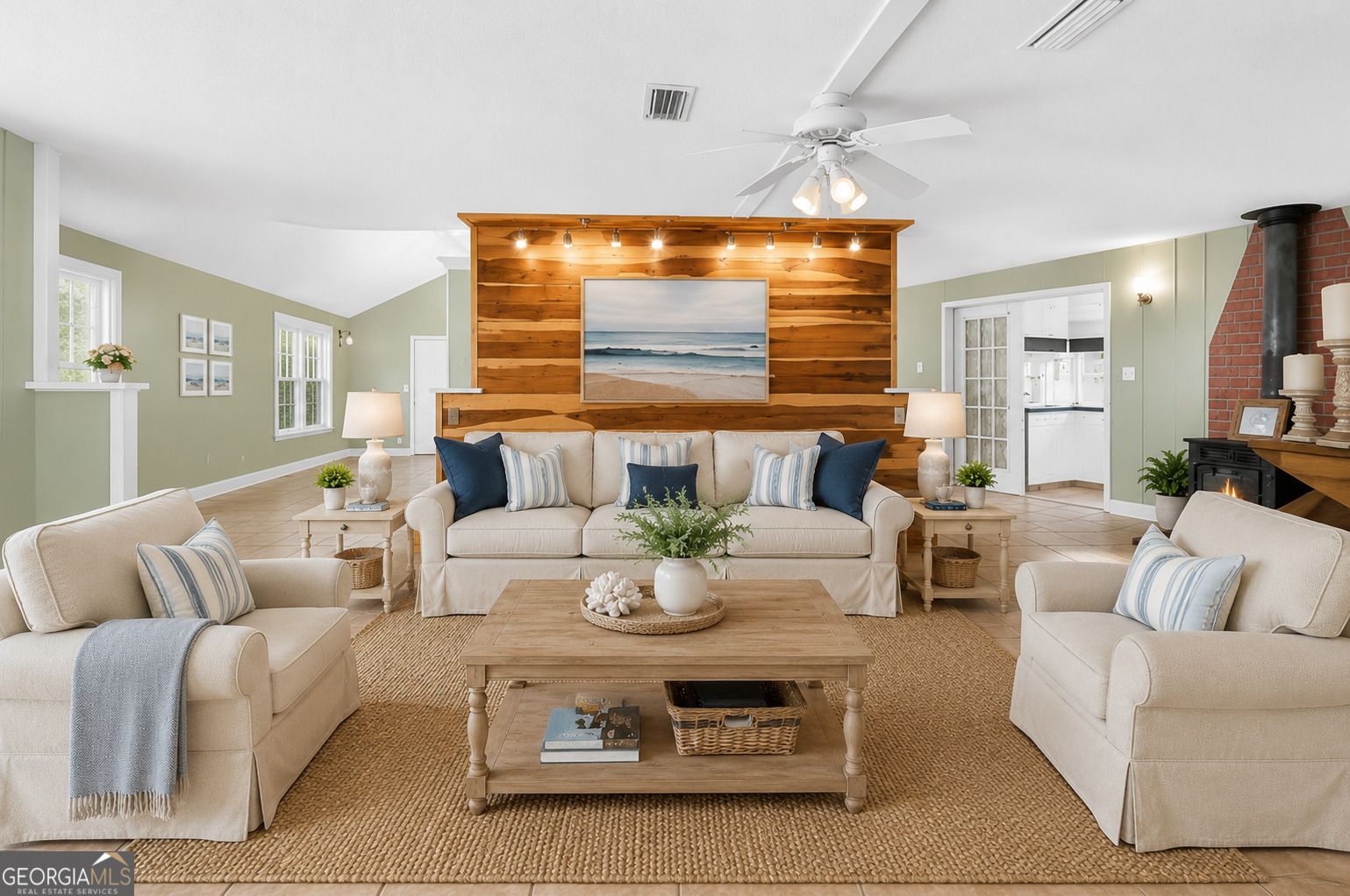 230 Yacht Road Property Photo 4