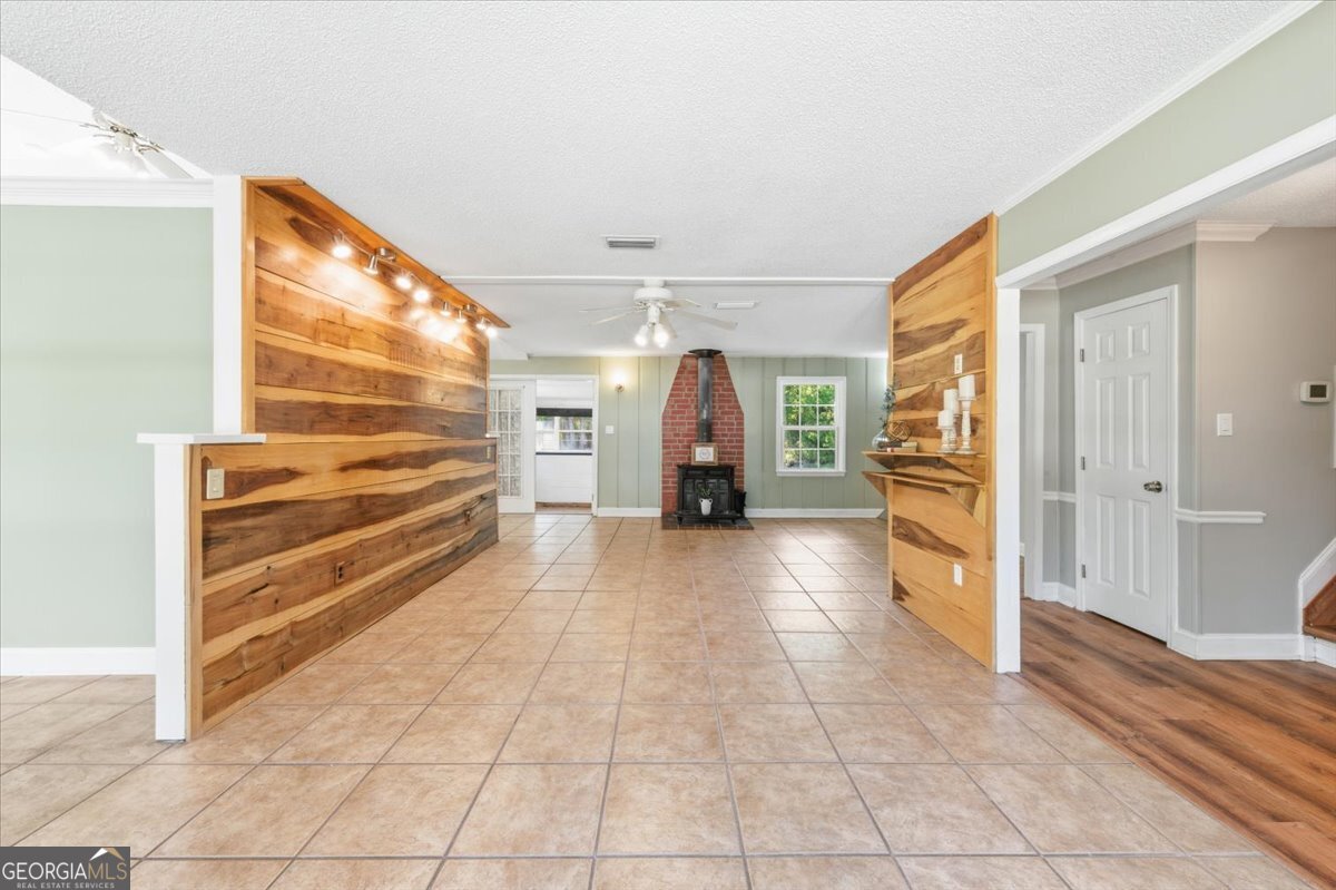 230 Yacht Road Property Photo 11