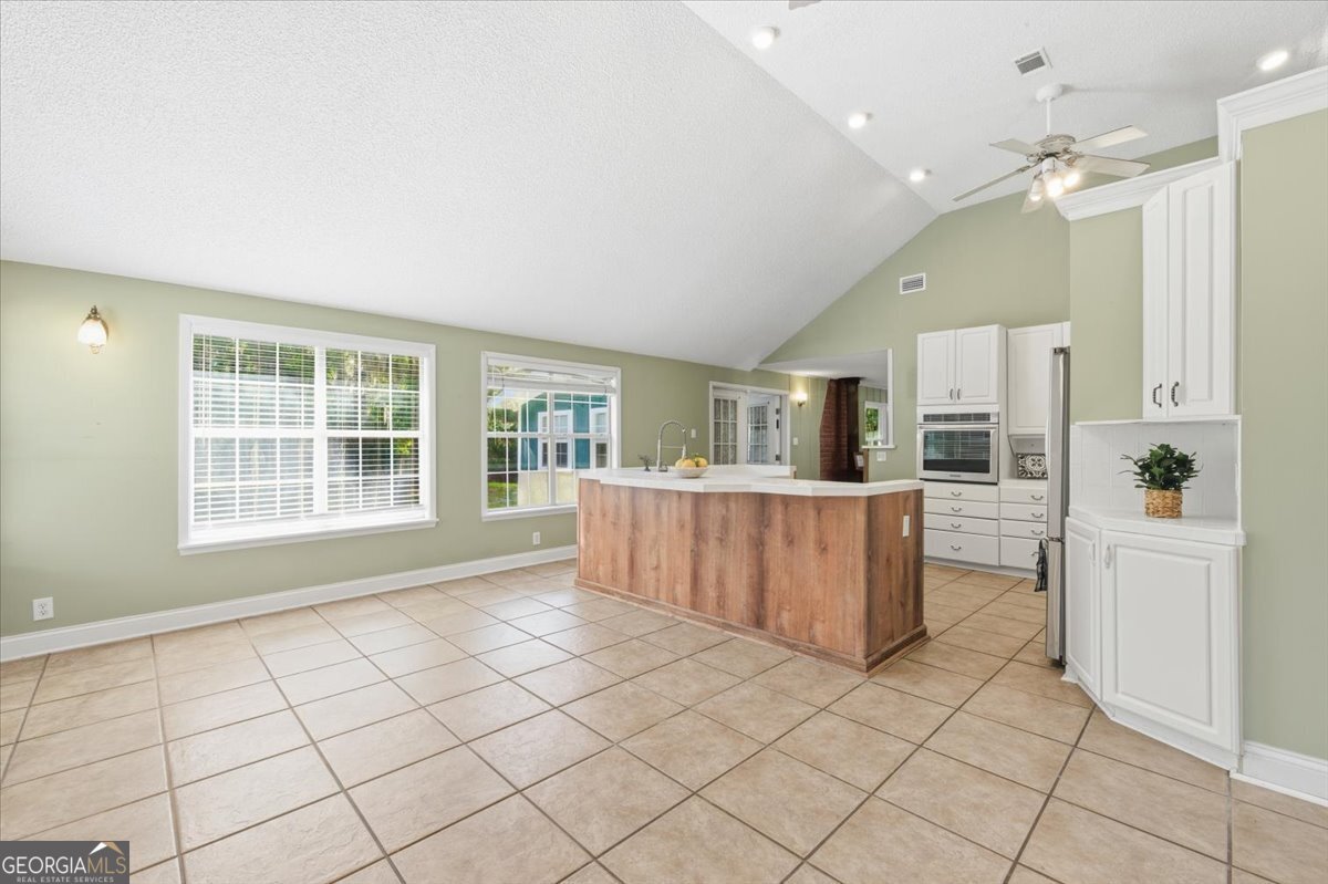 230 Yacht Road Property Photo 19