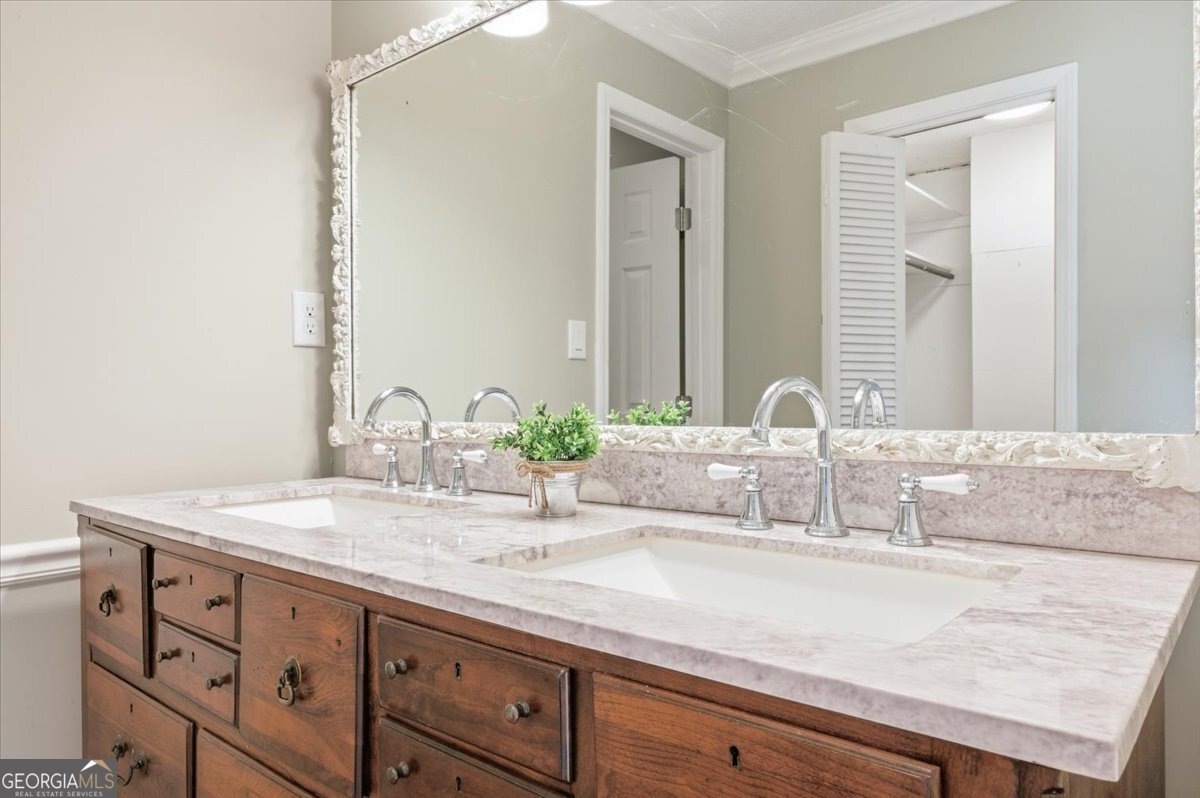 230 Yacht Road Property Photo 46