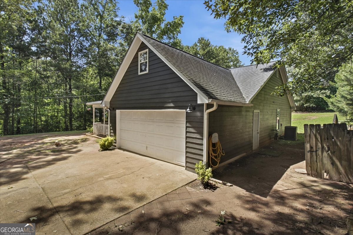 75 Saratoga Way Property Photo 3