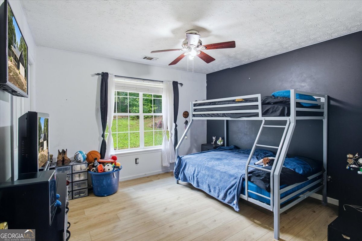 75 Saratoga Way Property Photo 32
