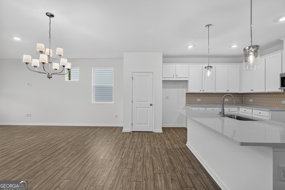 3659 Sagecrest Drive Property Photo 10