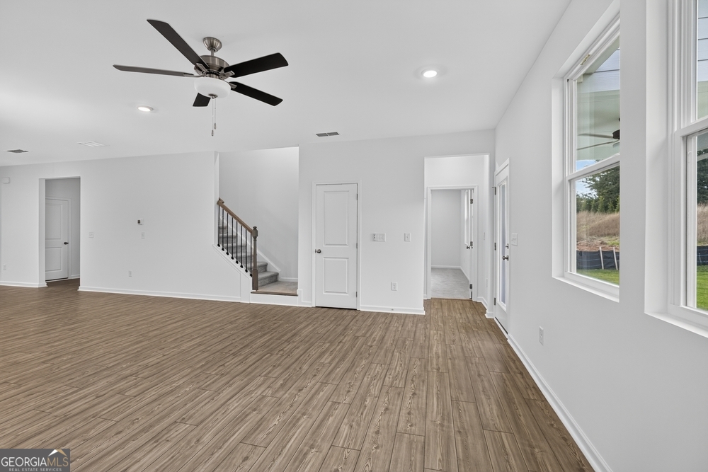 3659 Sagecrest Drive Property Photo 13