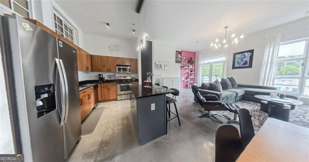560 Dutch Valley Road Ne # 2407 Property Photo 4