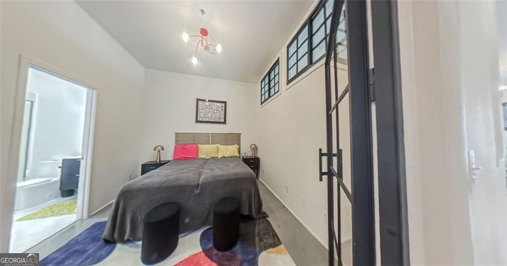560 Dutch Valley Road Ne # 2407 Property Photo 6