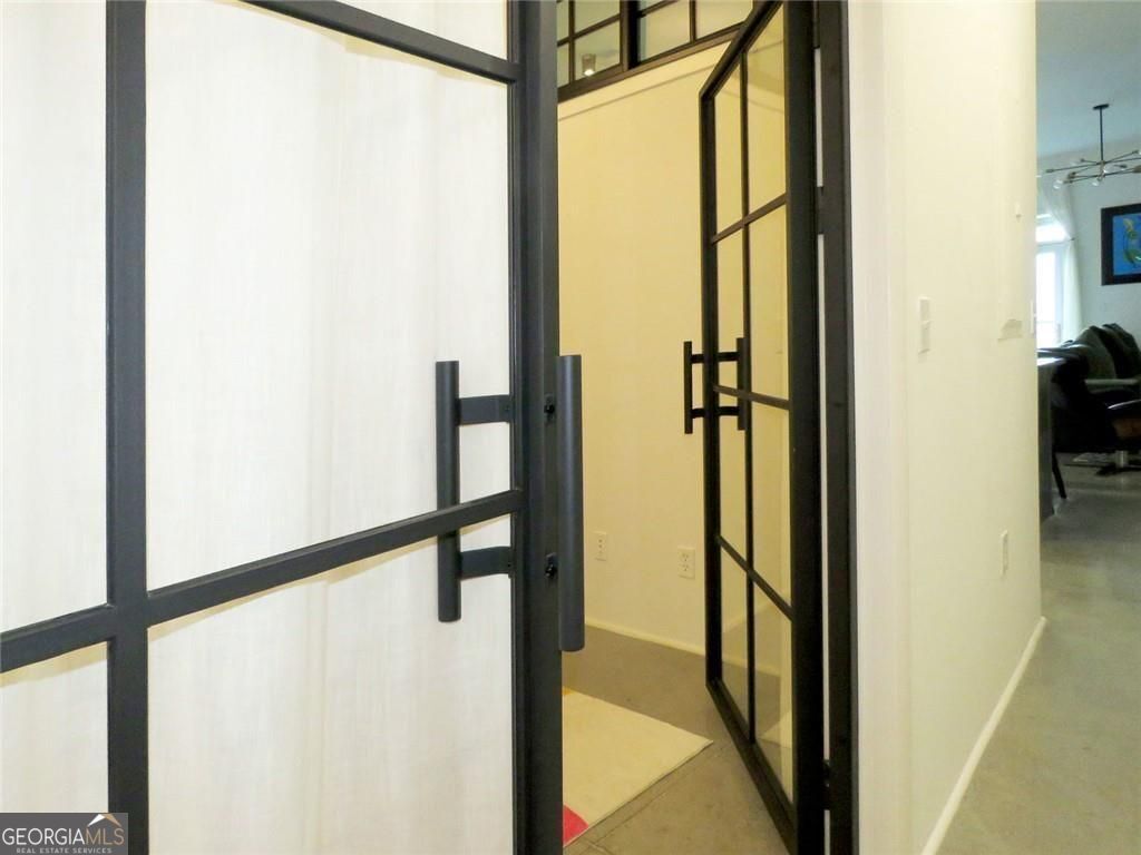 560 Dutch Valley Road Ne # 2407 Property Photo 7