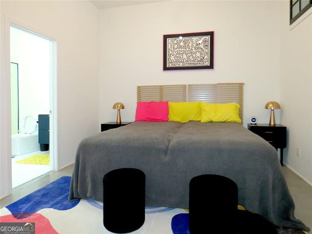 560 Dutch Valley Road Ne # 2407 Property Photo 10
