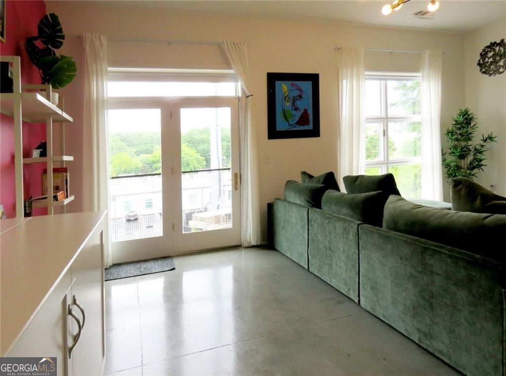560 Dutch Valley Road Ne # 2407 Property Photo 16