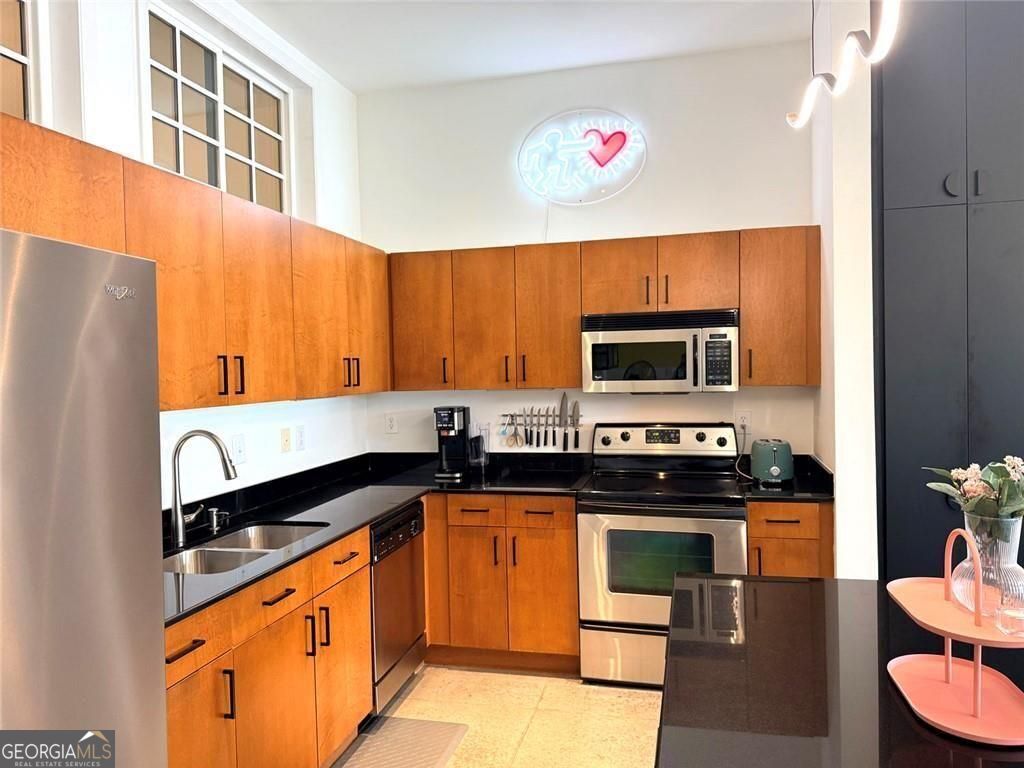 560 Dutch Valley Road Ne # 2407 Property Photo 21