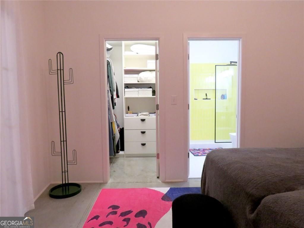 560 Dutch Valley Road Ne # 2407 Property Photo 26