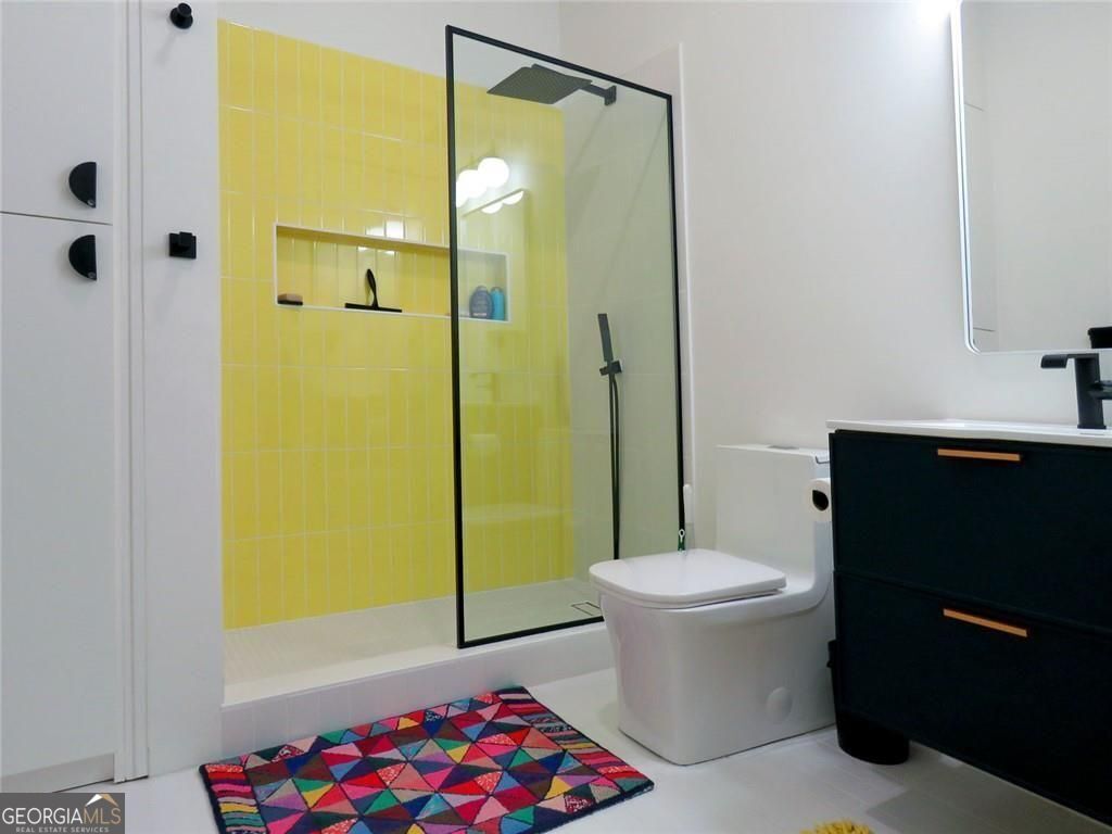 560 Dutch Valley Road Ne # 2407 Property Photo 27