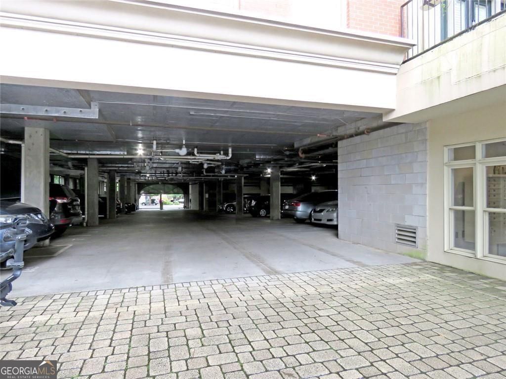 560 Dutch Valley Road Ne # 2407 Property Photo 37