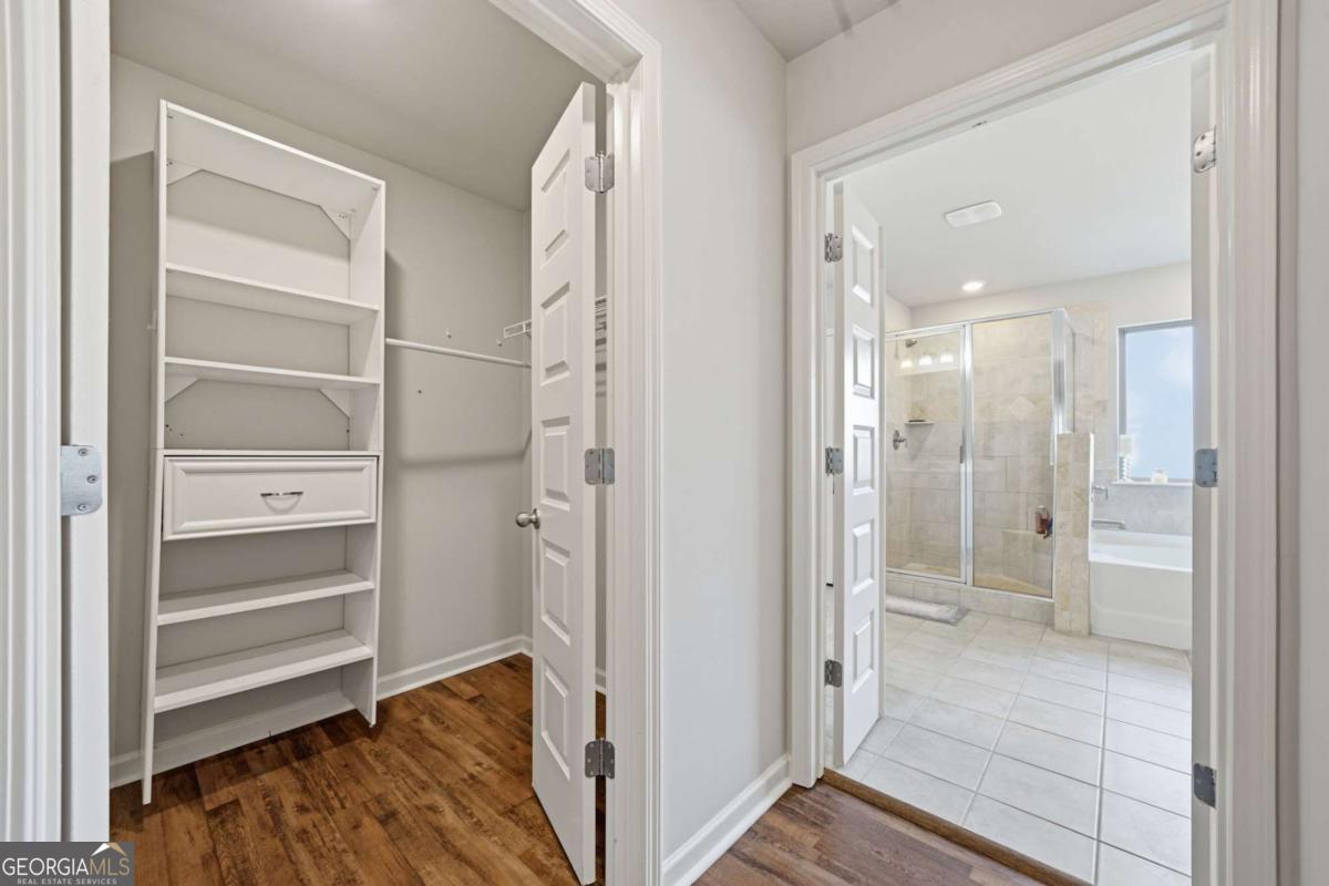 7534 Brook Rose Way Property Photo 26