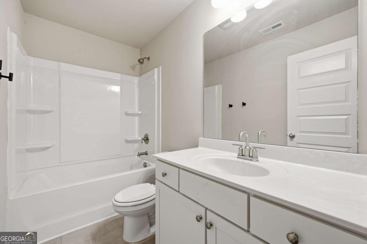 7534 Brook Rose Way Property Photo 32