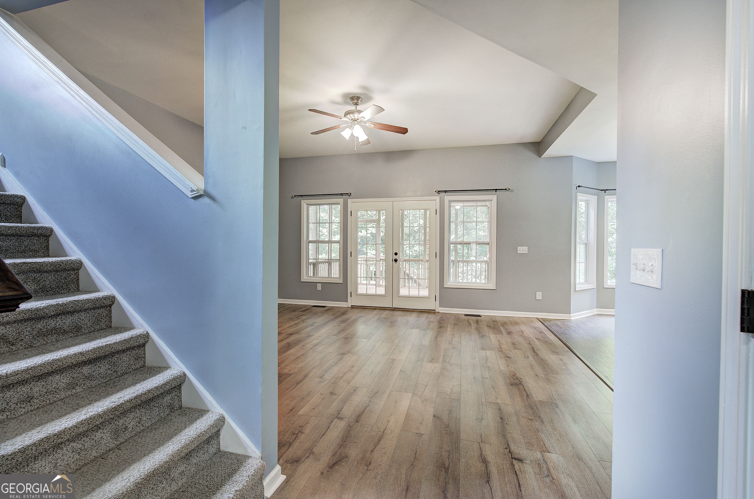 70 Creekside Way Property Photo 11