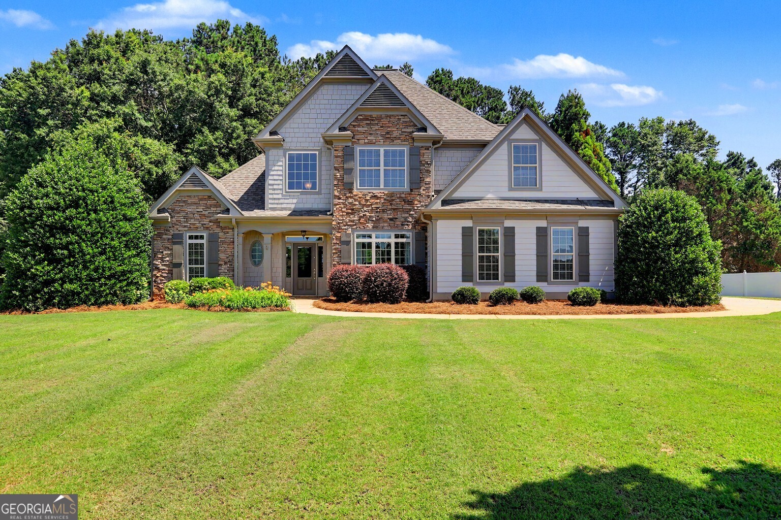 4 White Oak Lane