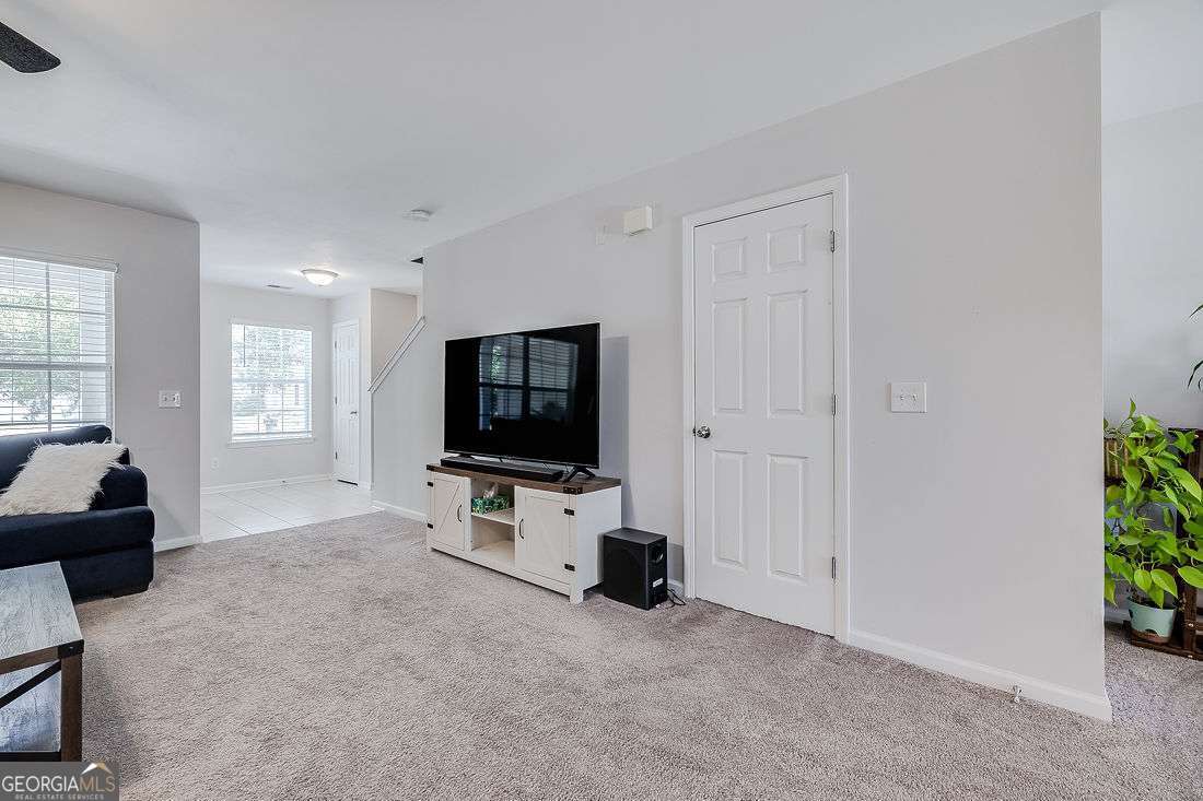 321 Hitching Post Lane Property Photo 10