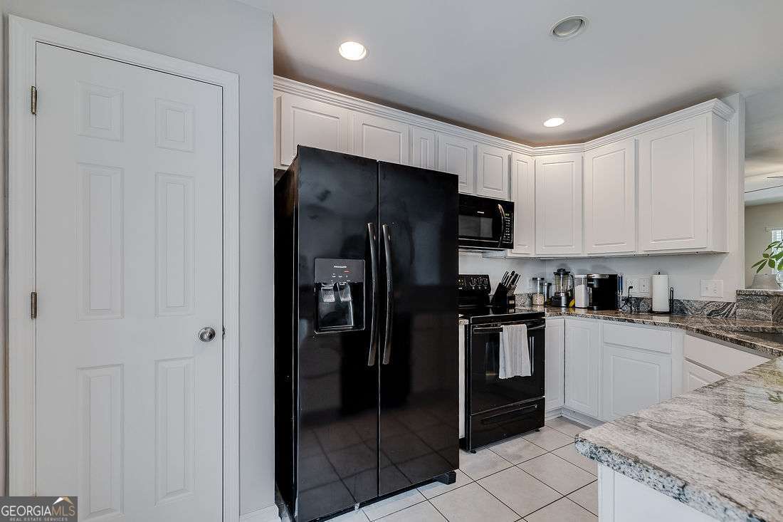 321 Hitching Post Lane Property Photo 14