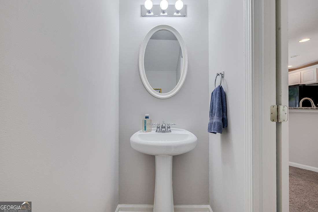 321 Hitching Post Lane Property Photo 20