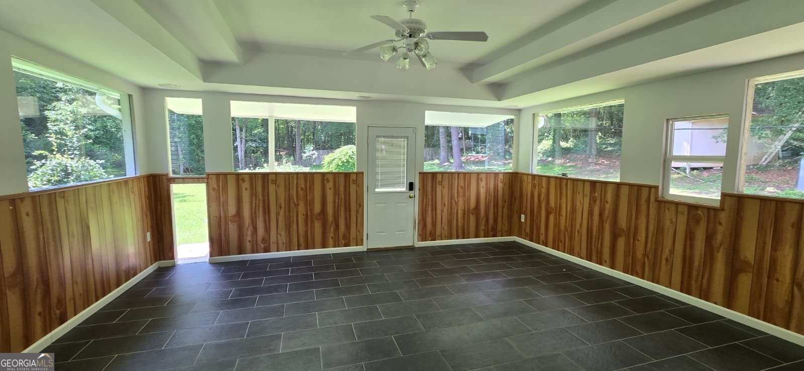 760 Wymill Road Property Photo 26