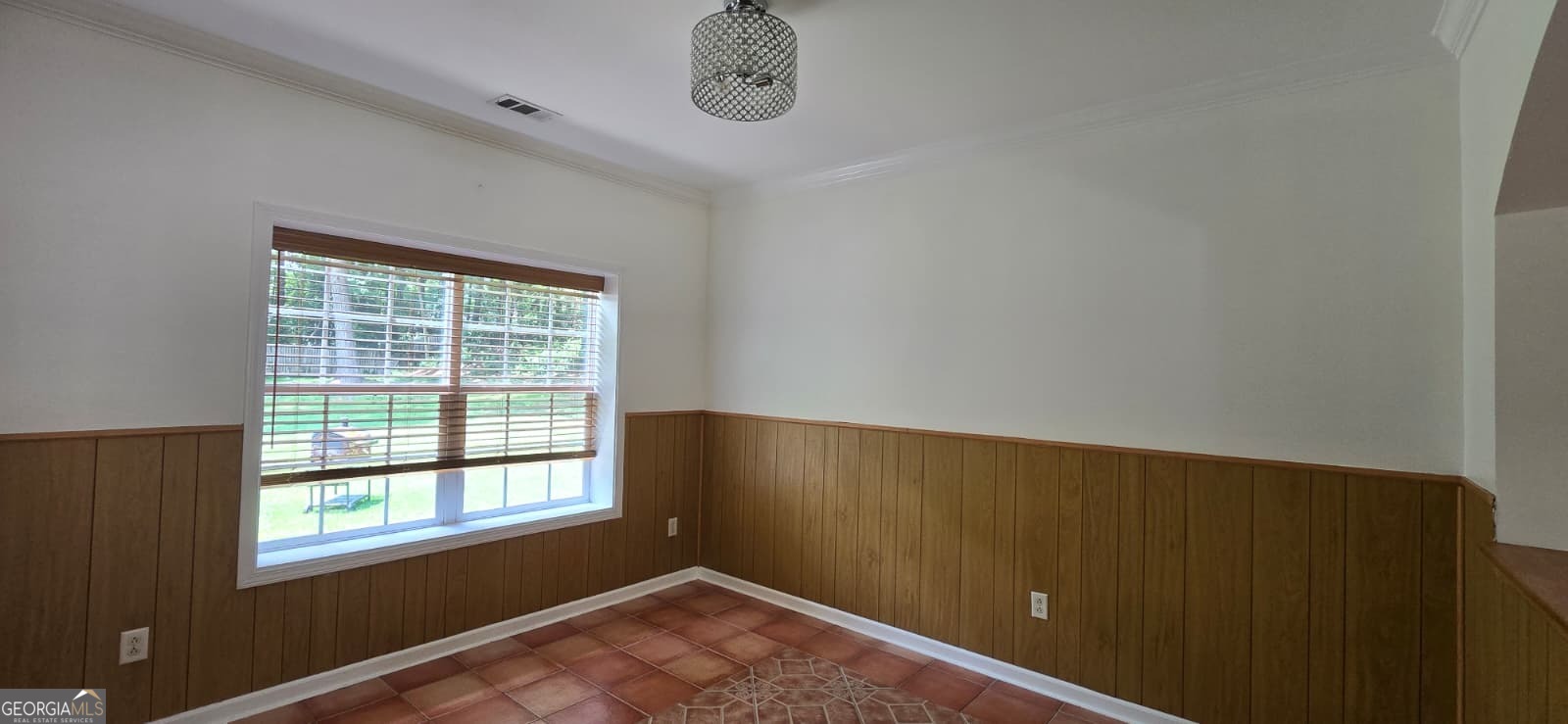 760 Wymill Road Property Photo 27