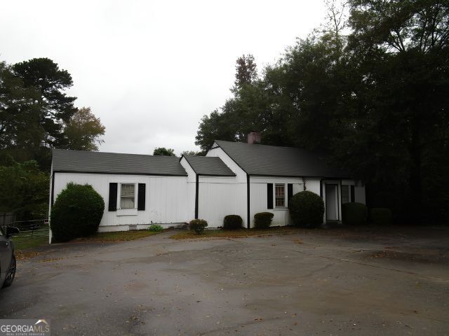 453 W Crogan Street Property Photo 1