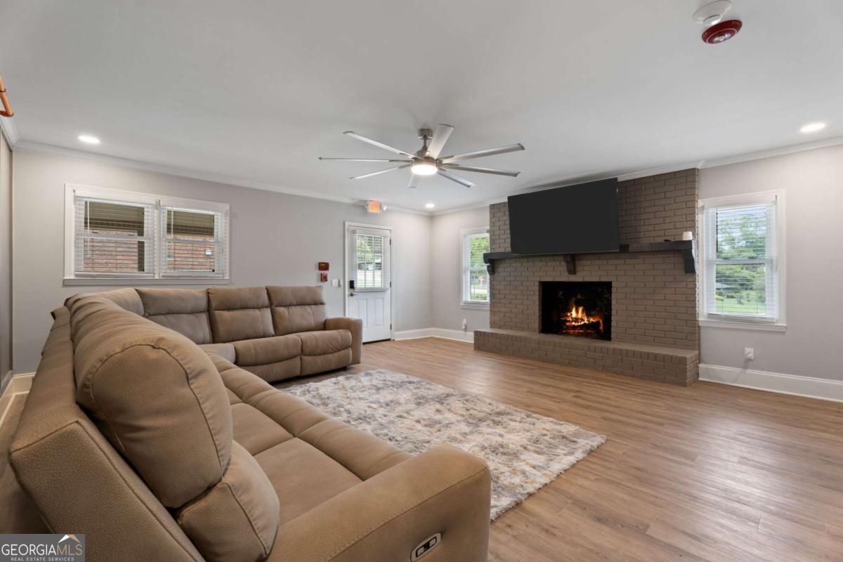6684 Birch Road Property Photo 7