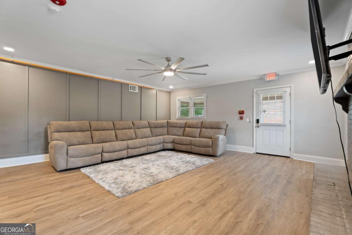 6684 Birch Road Property Photo 8