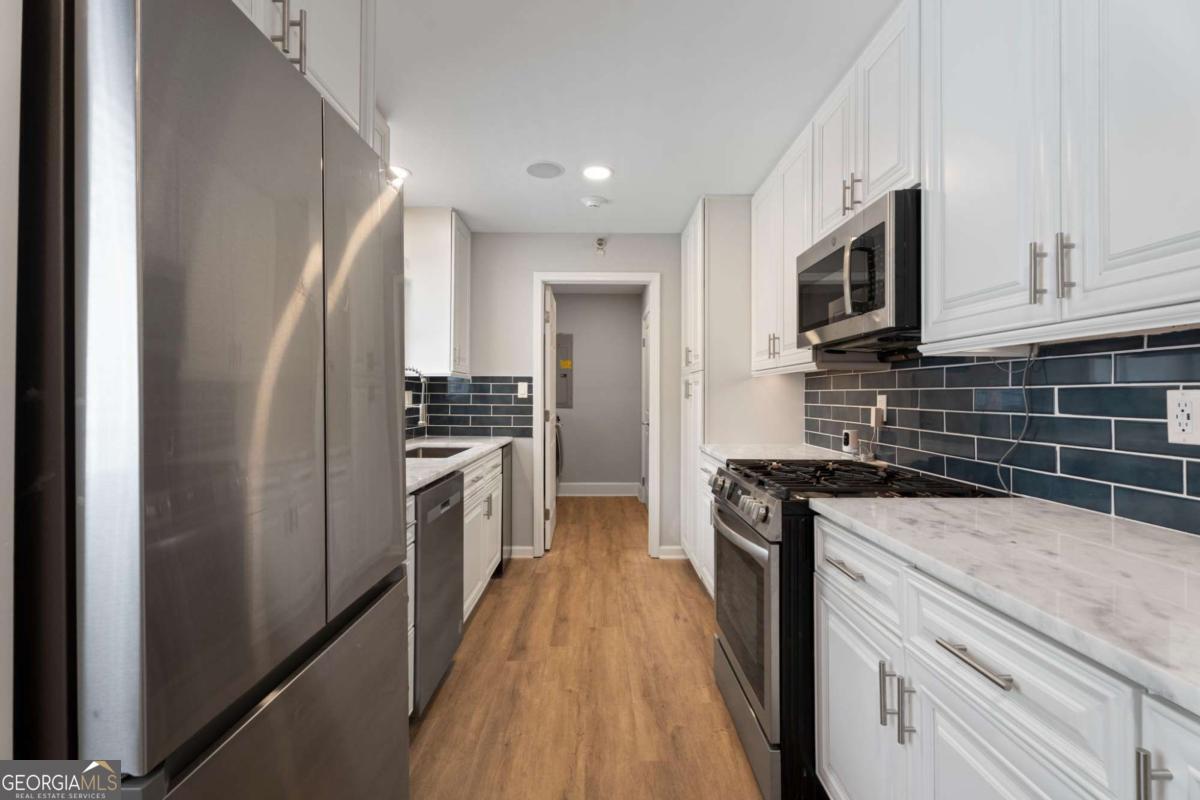 6684 Birch Road Property Photo 13