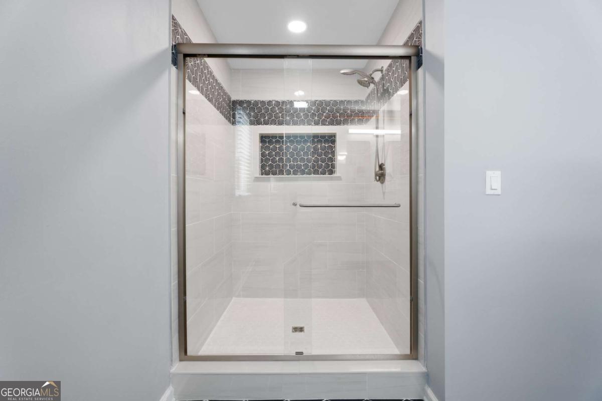 6684 Birch Road Property Photo 22