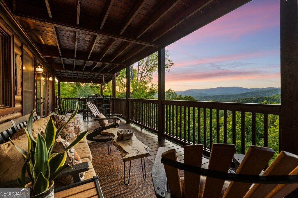 115 Mountain High Drive Property Photo 5