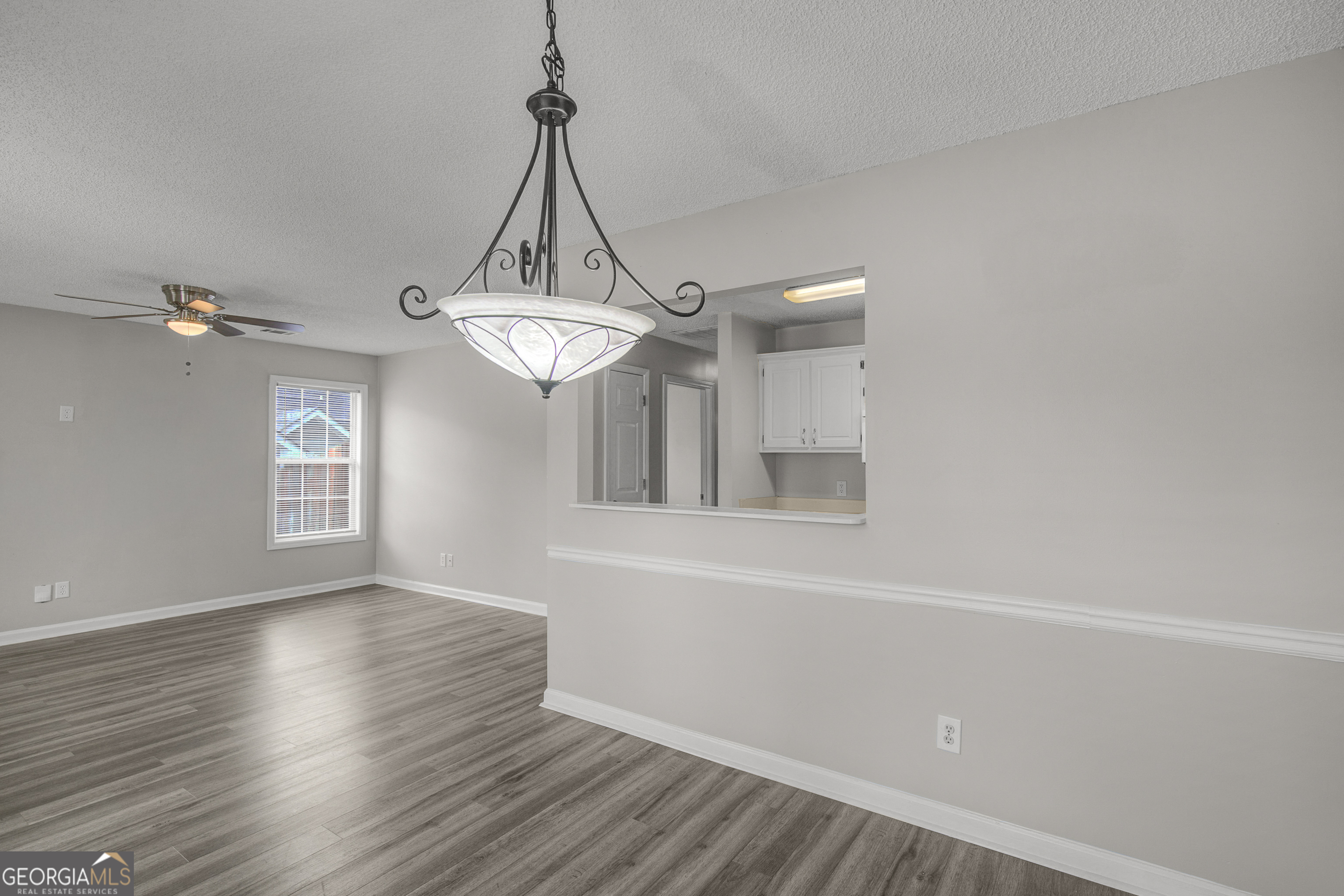1509 N Hampton Court Property Photo 10