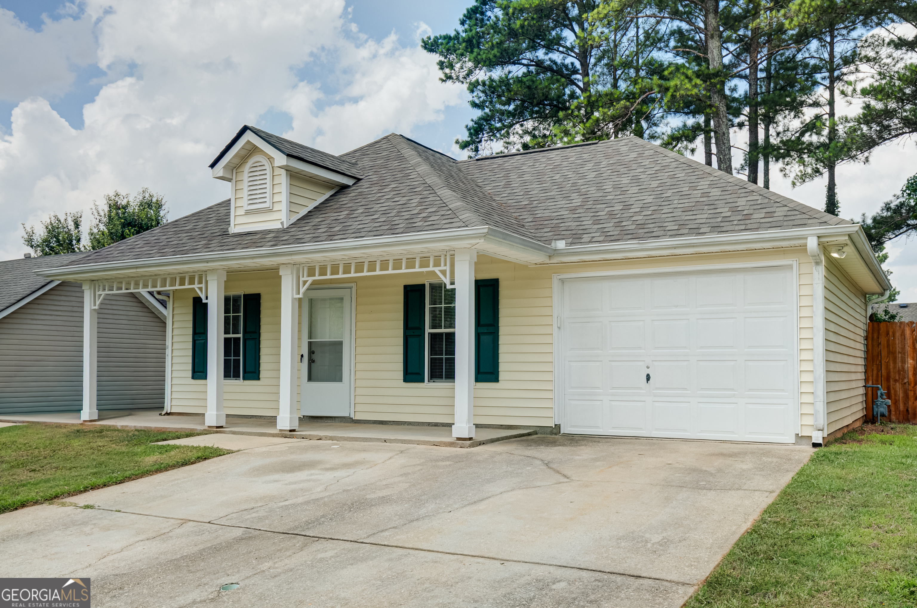1509 N Hampton Court Property Photo 29